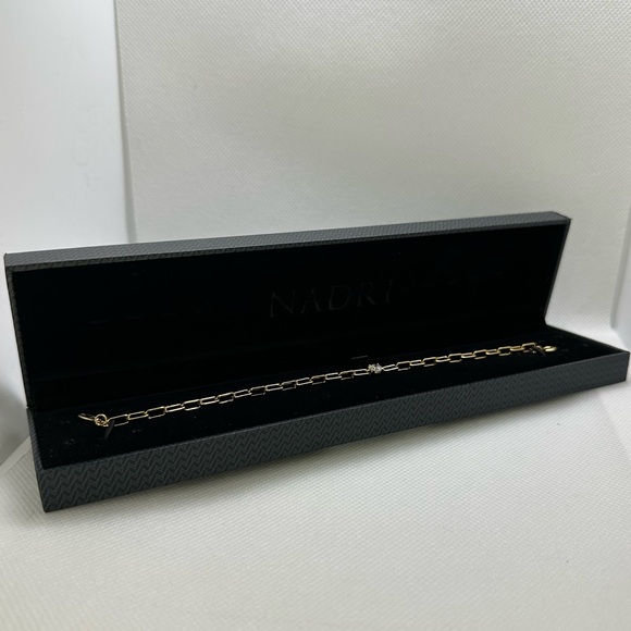 Brand New Gift Bracelet Elegant Nadri Gold Link Bracelet with Crystal Accent - Picture 6 of 8